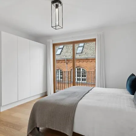 Two Story Penthouse - 5br With Harbor Views